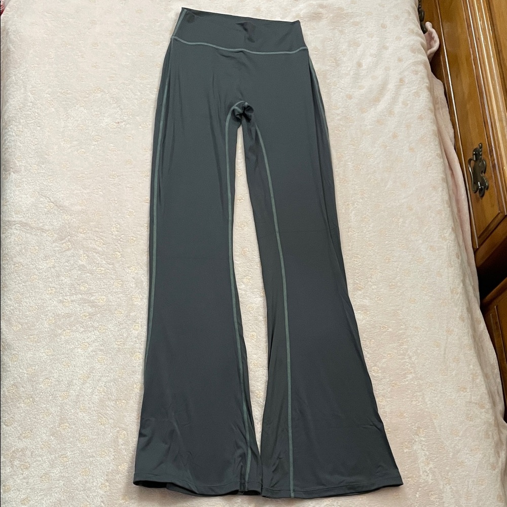 Women’s YoungLA Flared Leggings